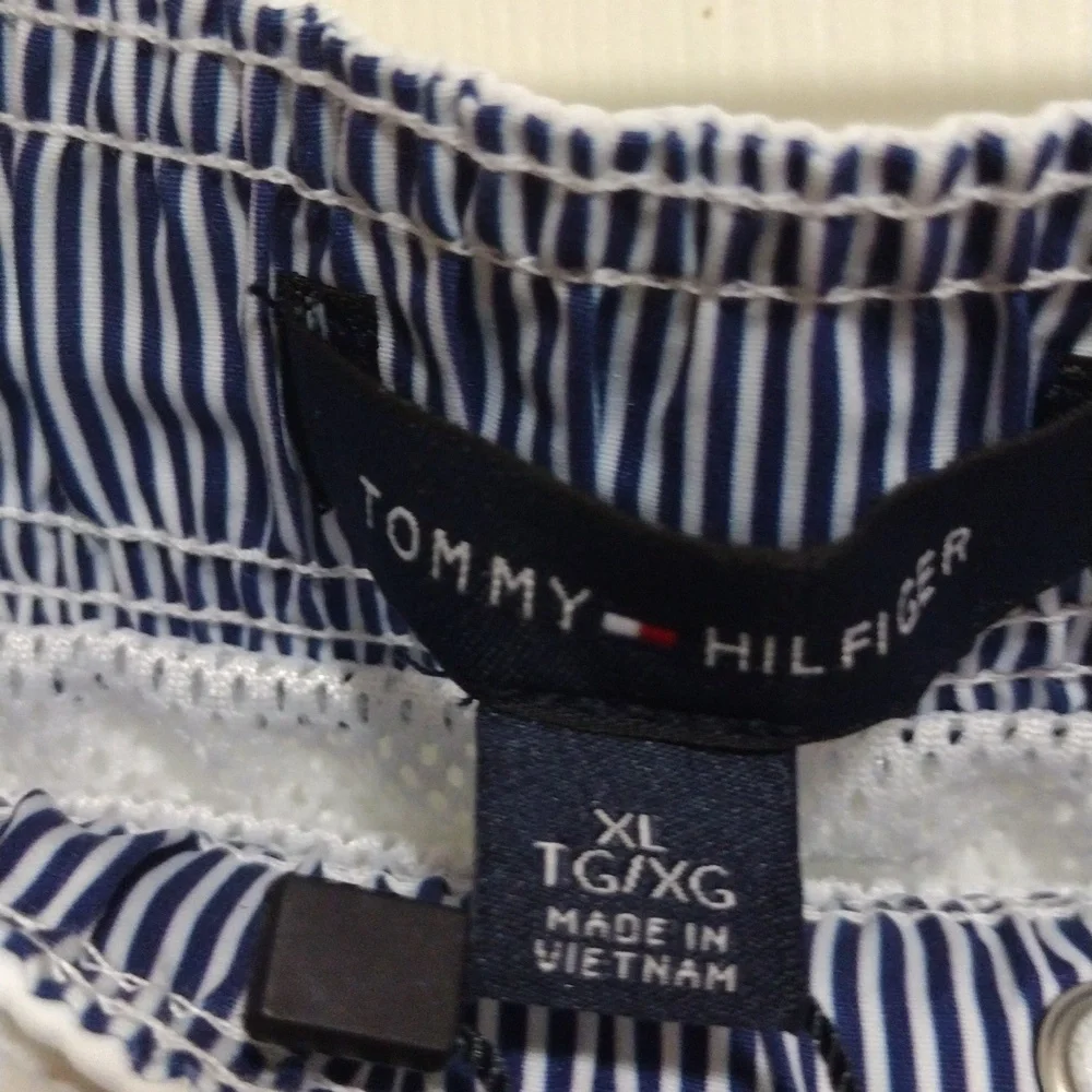 Tommy Hilfiger Men's 7” Flag Swim Trunks with Quick Dry White Size XL 🆕